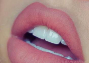 Почему появился отек после увеличения губ гиалуроновой кислотой Через сколько восстанавливаются губы после увеличения